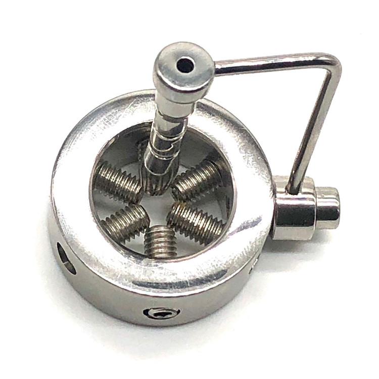 טבעת עינוים עם סאונד וספייקים מתברגים