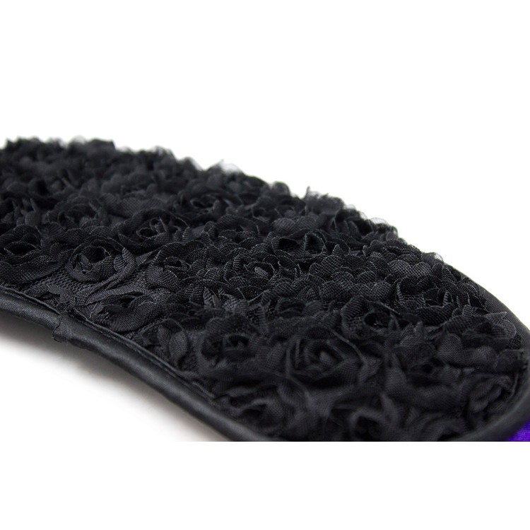 כיסוי עיניים שושנים עם קשירת סרט סטן סגול