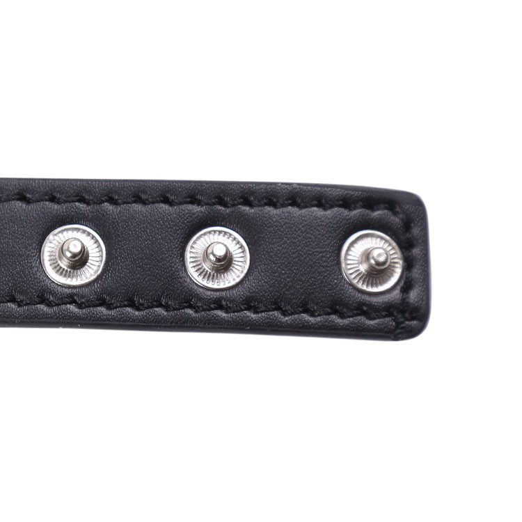 קולר ניטים דק עם טבעת לב