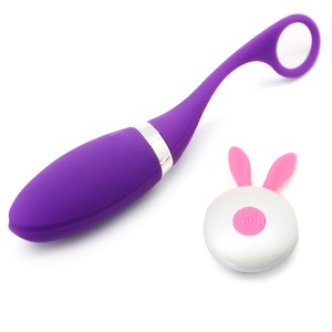 ביצת רטט מאורכת עם שלט