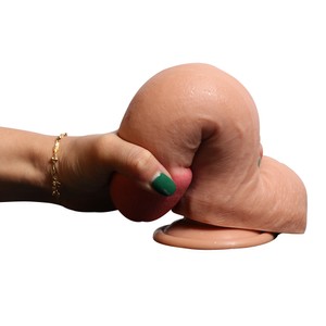 דילדו עבה ראלסטי נצמד 20 סמ