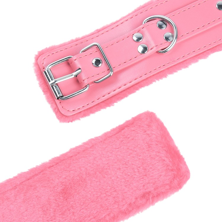 אזיקי ידיים ורודים עם פרווה  ואבזמים