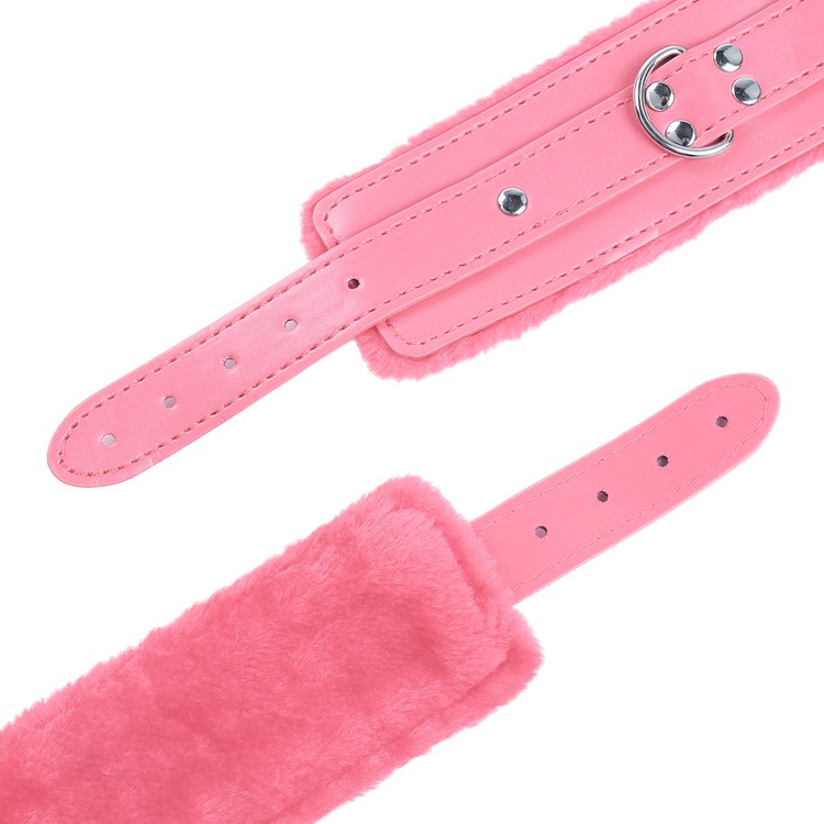 אזיקי ידיים ורודים עם פרווה  ואבזמים