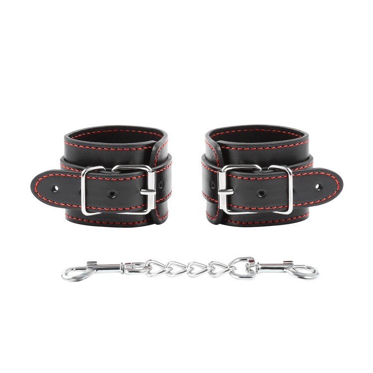 אזיקי ידיים שחורים עם תיפורים אדומים