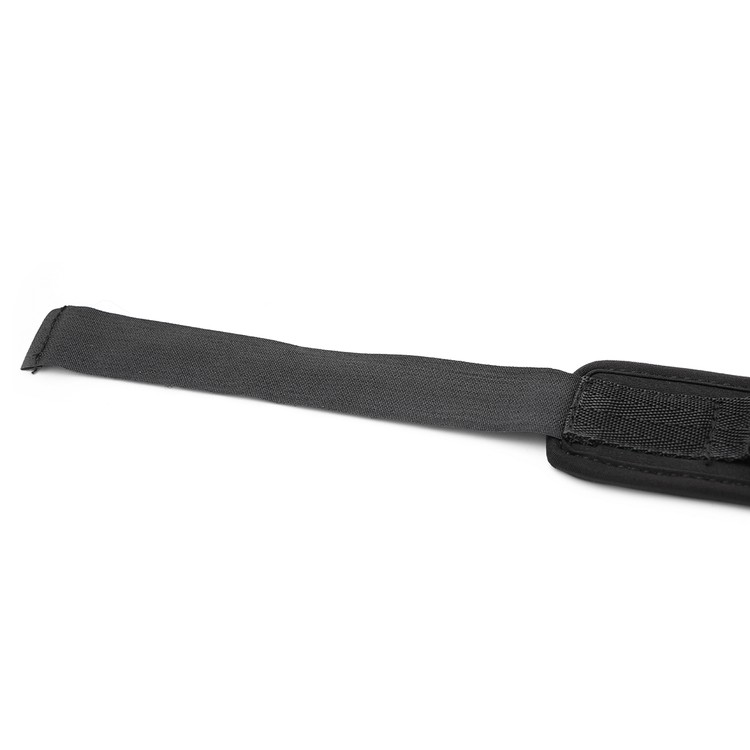 אזיקי רגליים מנאופרן  סגירת סקוטש