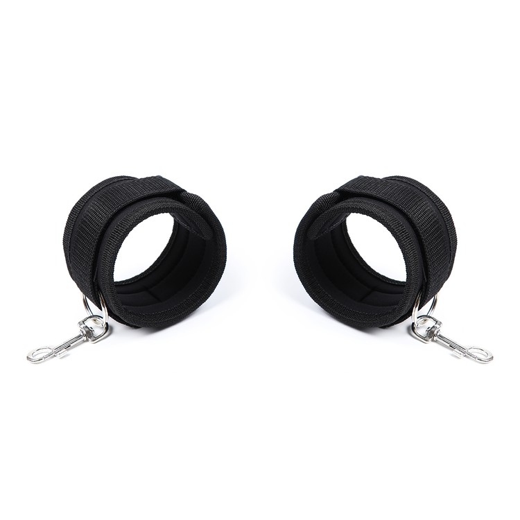 אזיקי רגליים סגירת סקוטש