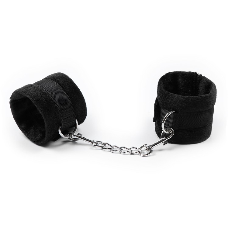 אזיקי רגליים קטיפתיים סקוטש