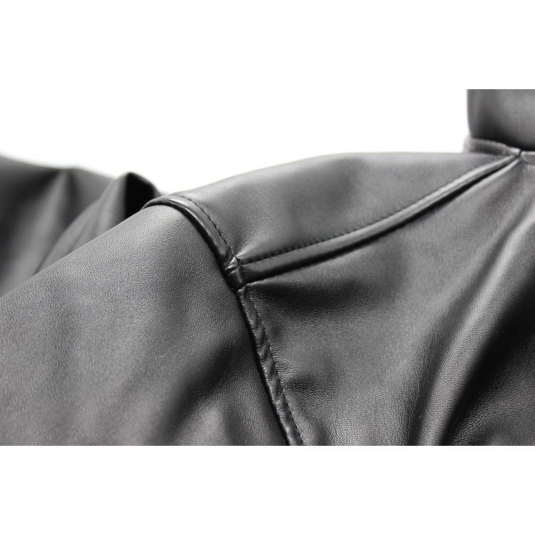 כותנת ריסון עם חזה חשוף