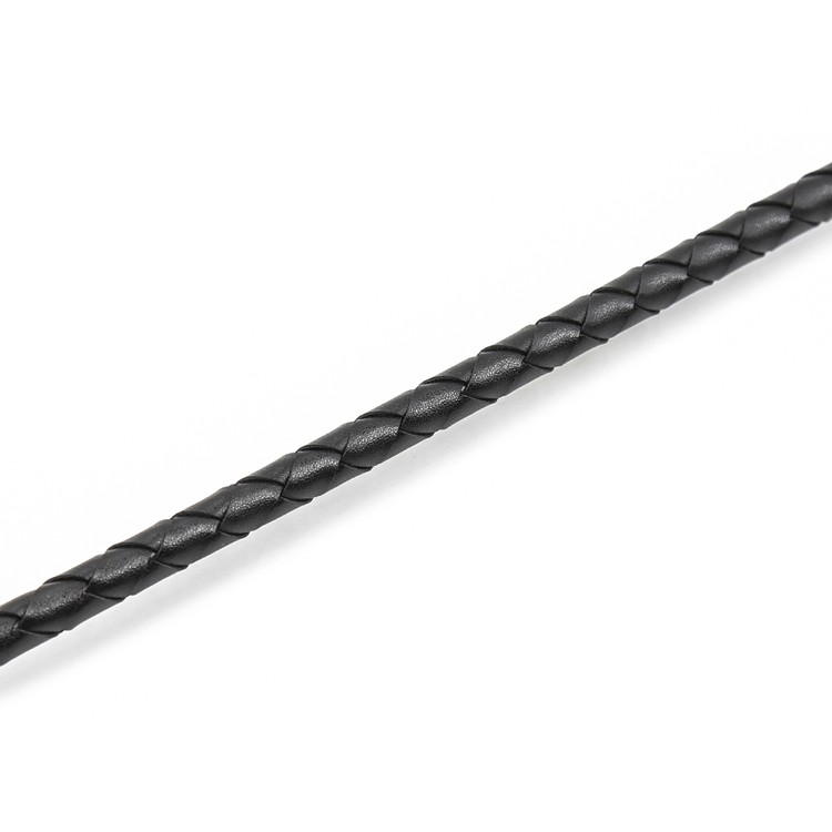 שוט רכיבה קלוע ארוך עם קצה רחב