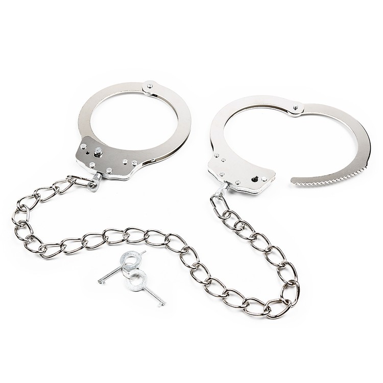 אזיקי מתכת לרגליים