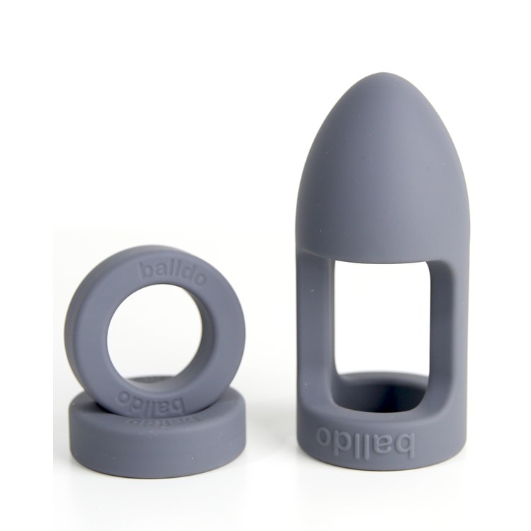 Balldo שרוול מתלבש על האשכים ומאפשר חדירה