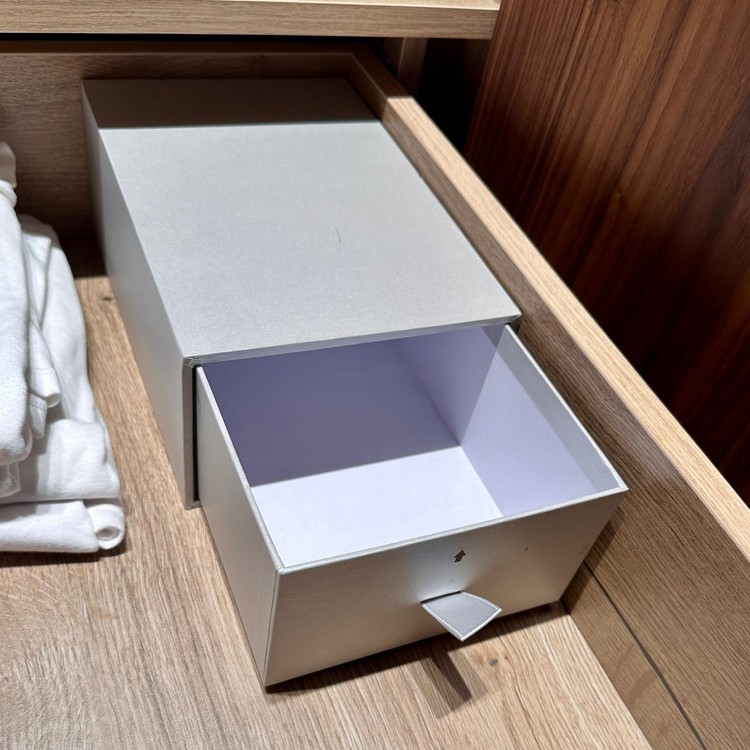 כספת ביתית לאביזרי מין