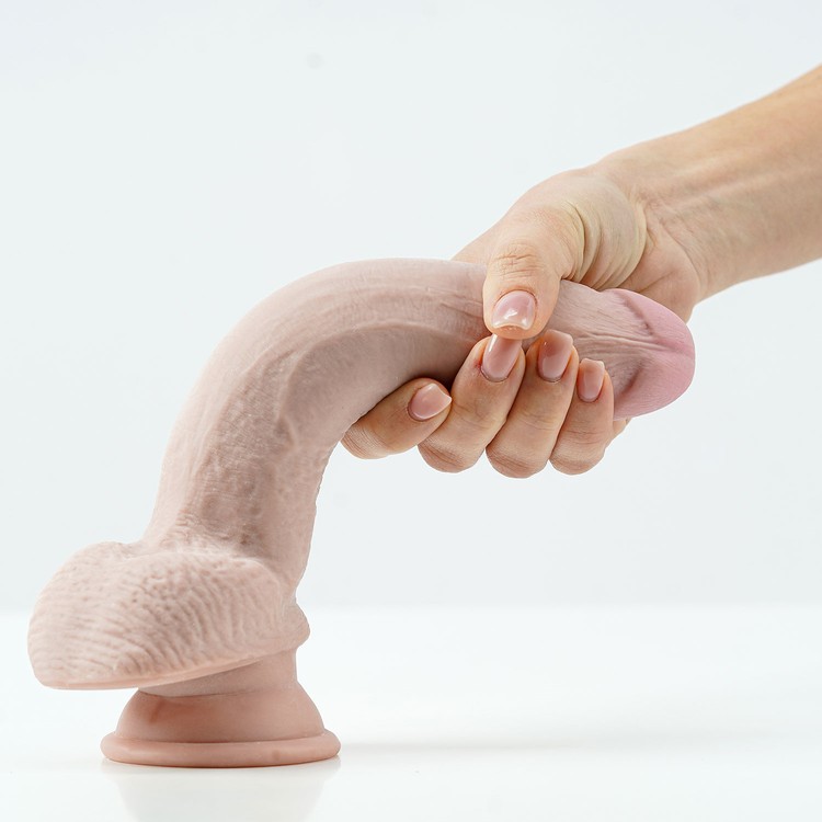 BILL דילדו ראלסטי נצמד