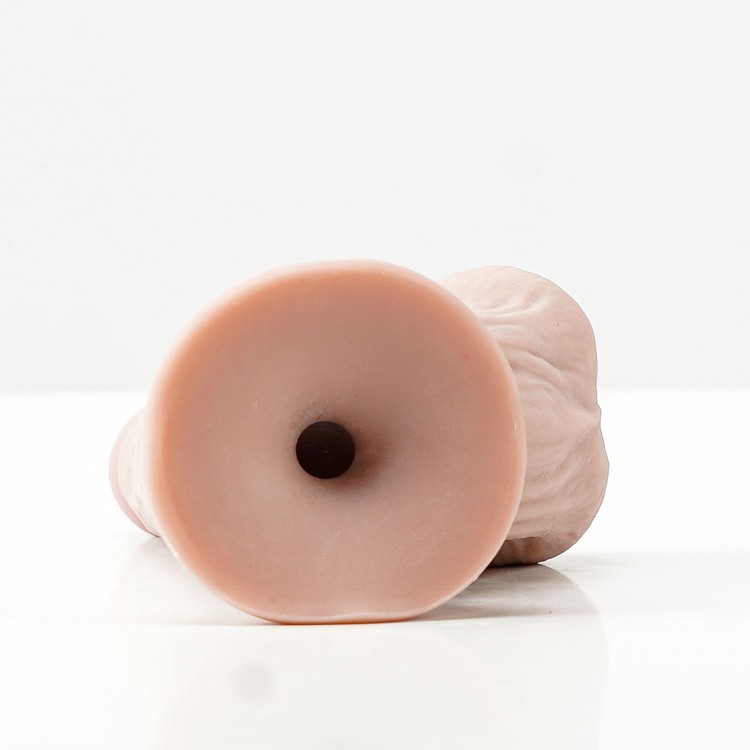 ORION דילדו ראלסטי נצמד