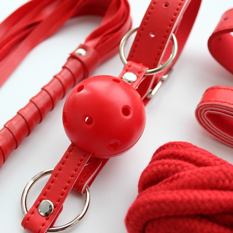 ערכת BDSM אדומה למתחילים 'פרנצ' לאב'