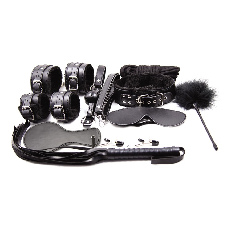ערכת BDSM  שחורה למתחילים 'דארק פאנטזיס'