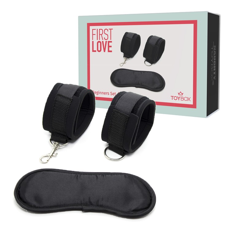 ערכת אזיקי נאופרן וכיסוי עיניים 'פירסט לאב'