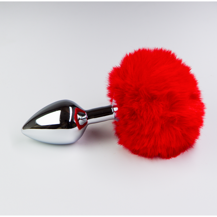 פלאג מתכת עם זנב באני אדום