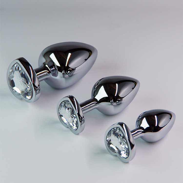 פלאג מתכת יהלום לב שקוף