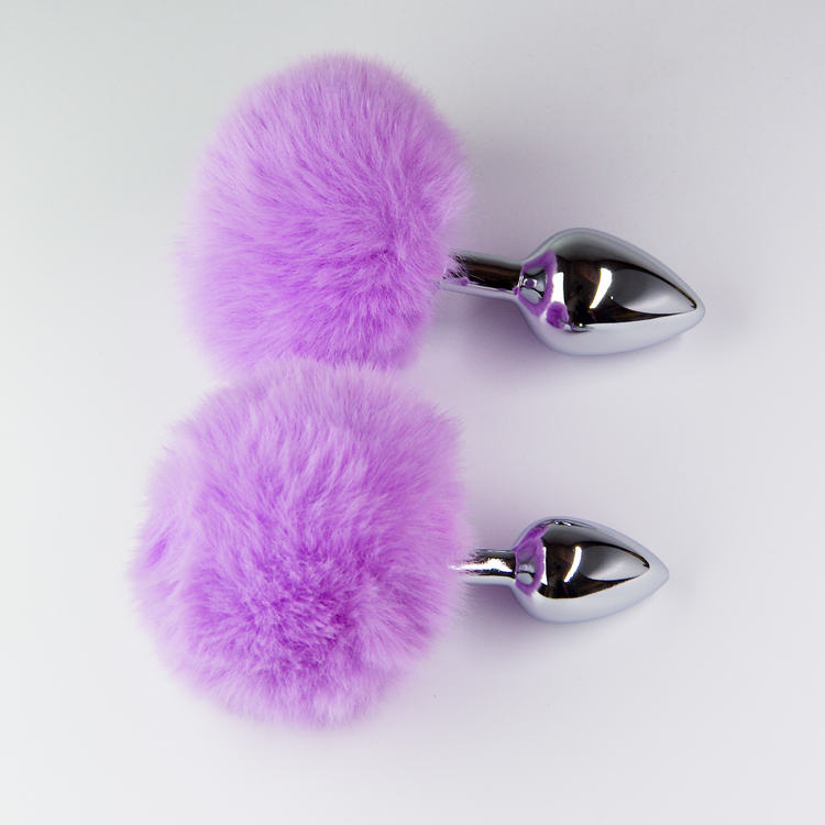 פלאג מתכת עם זנב באני סגול