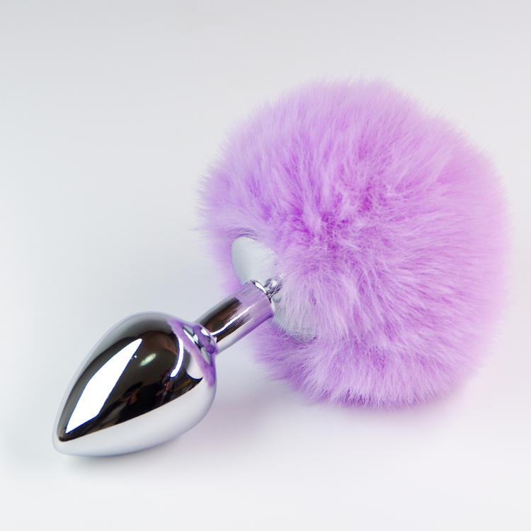 פלאג מתכת עם זנב באני סגול