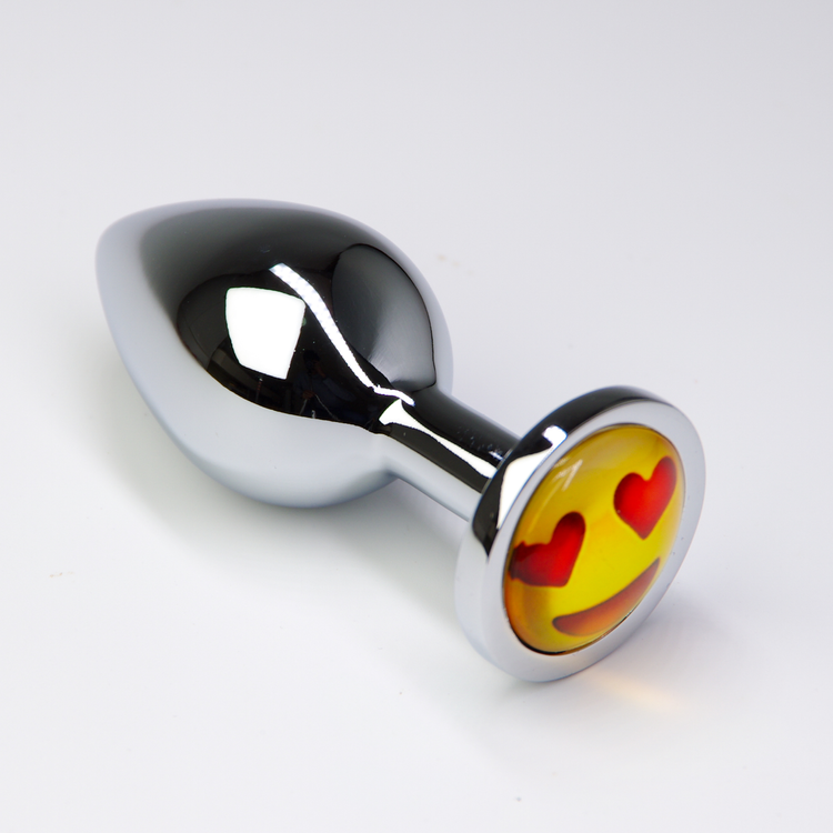 פלאג מתכת אימוג'י 'מרגיש מאוהב'