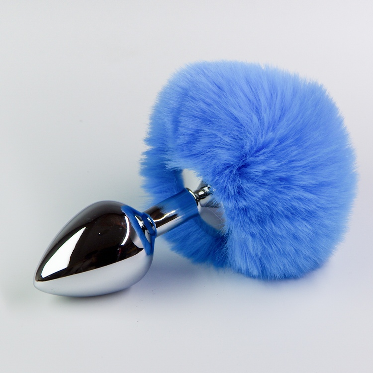 פלאג מתכת עם זנב באני כחול