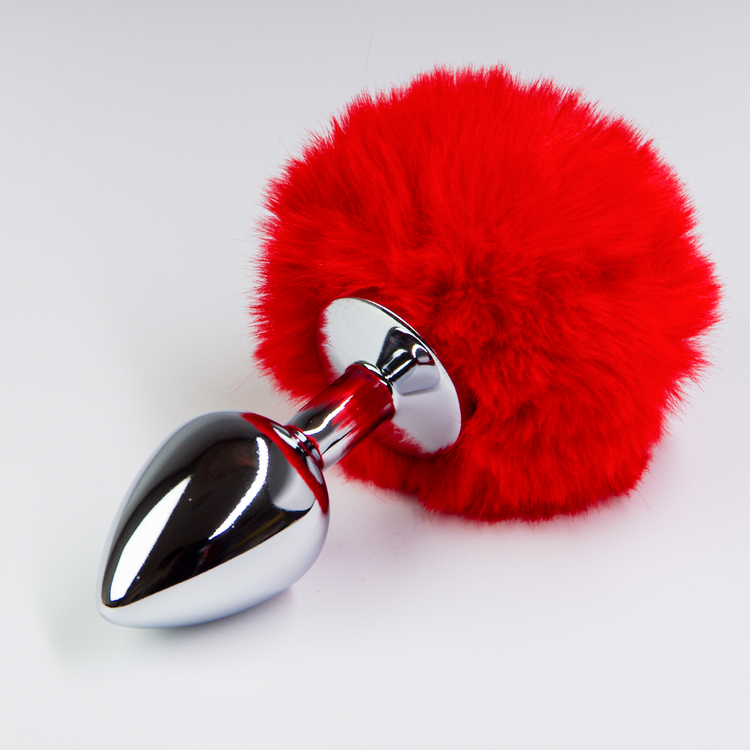 פלאג מתכת עם זנב באני אדום