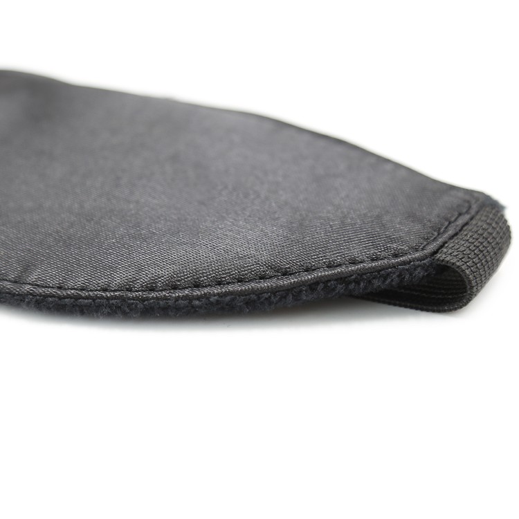 כיסוי עיניים שחור מרופד