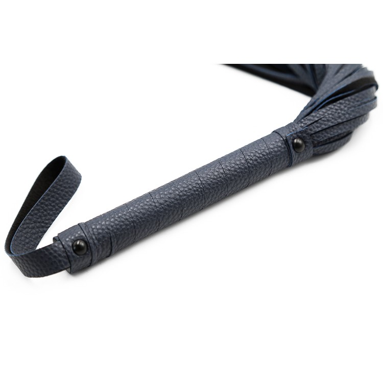 שוט זנבות פרימיום כחול כהה