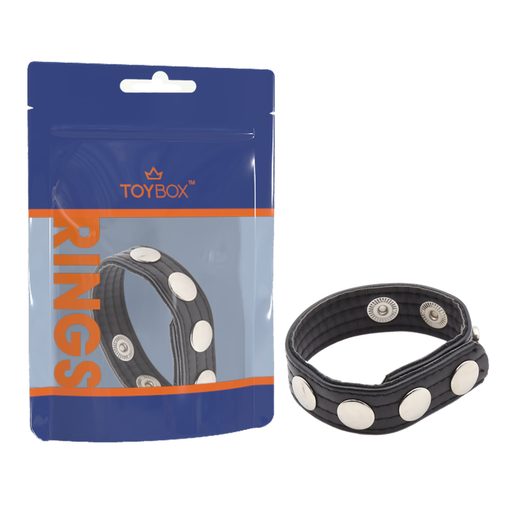 טבעת ניטים מדמוי עור