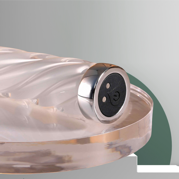 ויברטור זכוכית בעיצוב אלגנטי אייס לאב