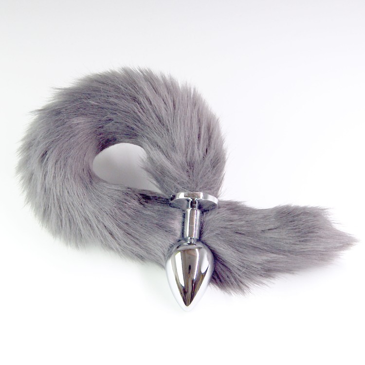 פלאג מתכת עם זנב שועל אפור בהיר