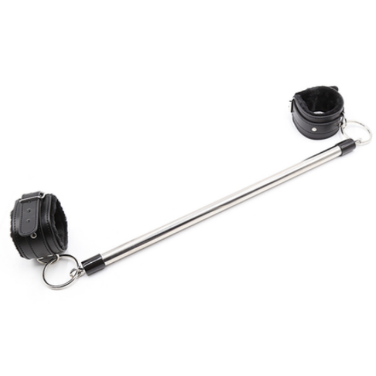 מוט פיסוק מתכתי עם אזיקי עור לידיים