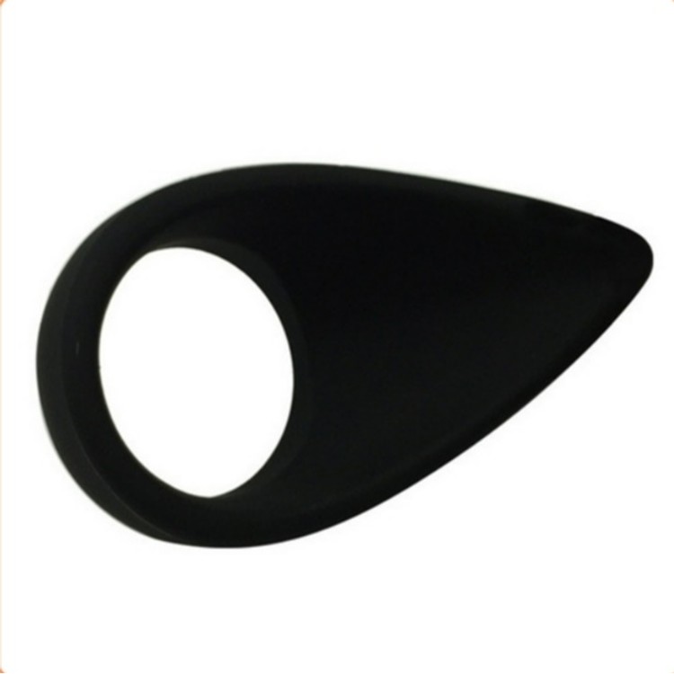 קוקרינג עם משולש גירוי שחור